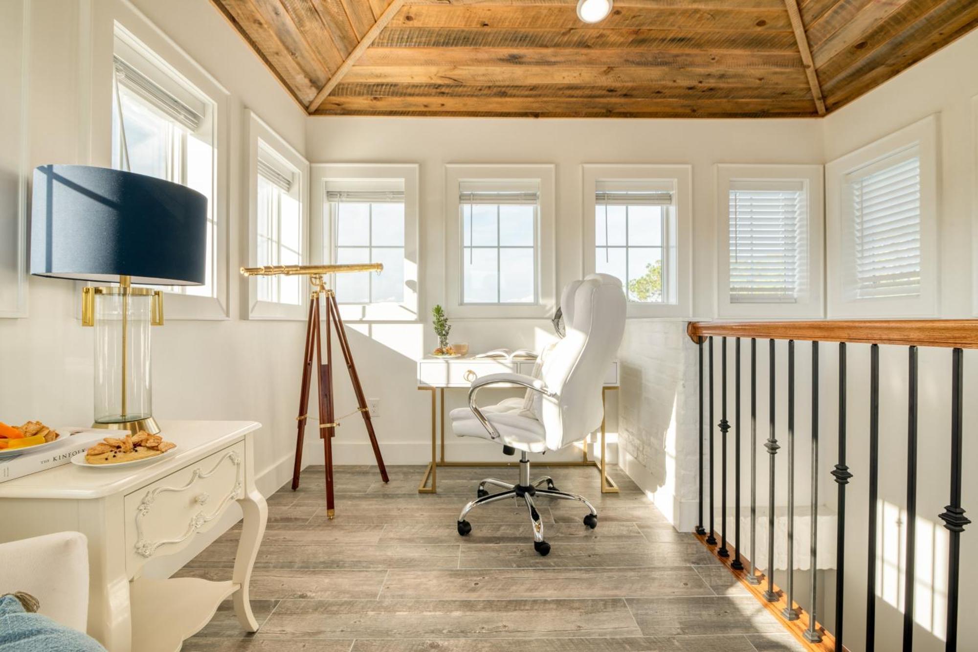 Edgewater By Avantstay Gorgeous Character Lakefront Home W Private Dock Destin Eksteriør bilde