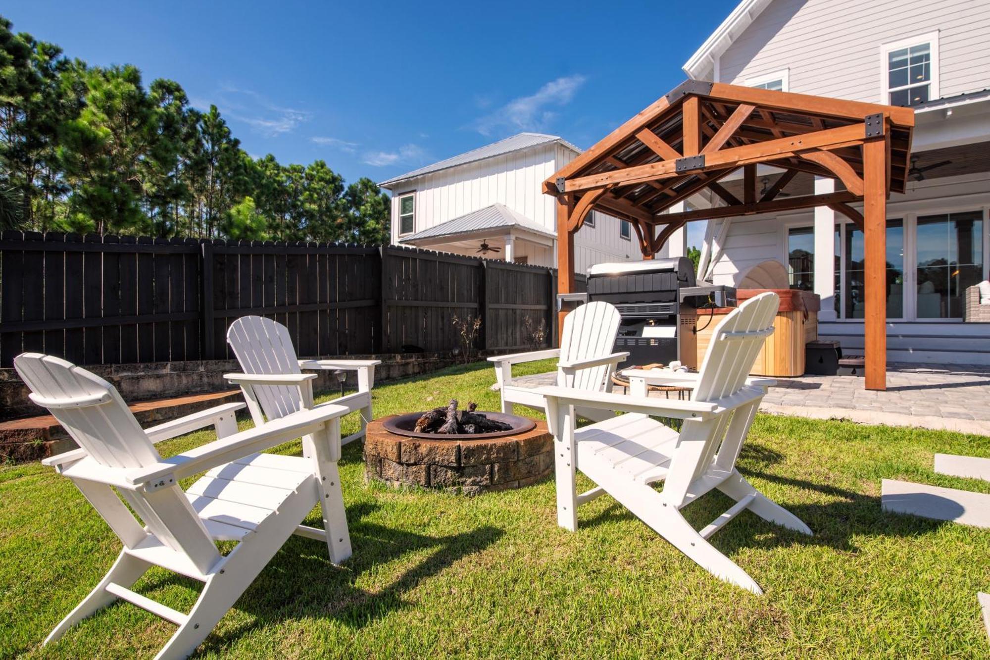 Edgewater By Avantstay Gorgeous Character Lakefront Home W Private Dock Destin Eksteriør bilde